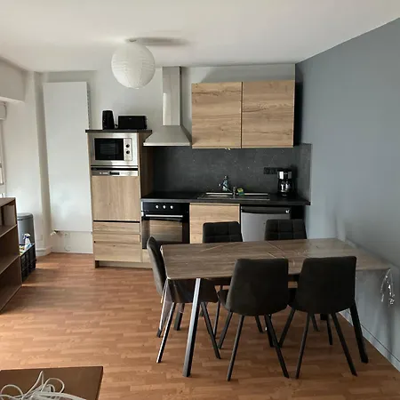Grand Centre St Pierre Apartment